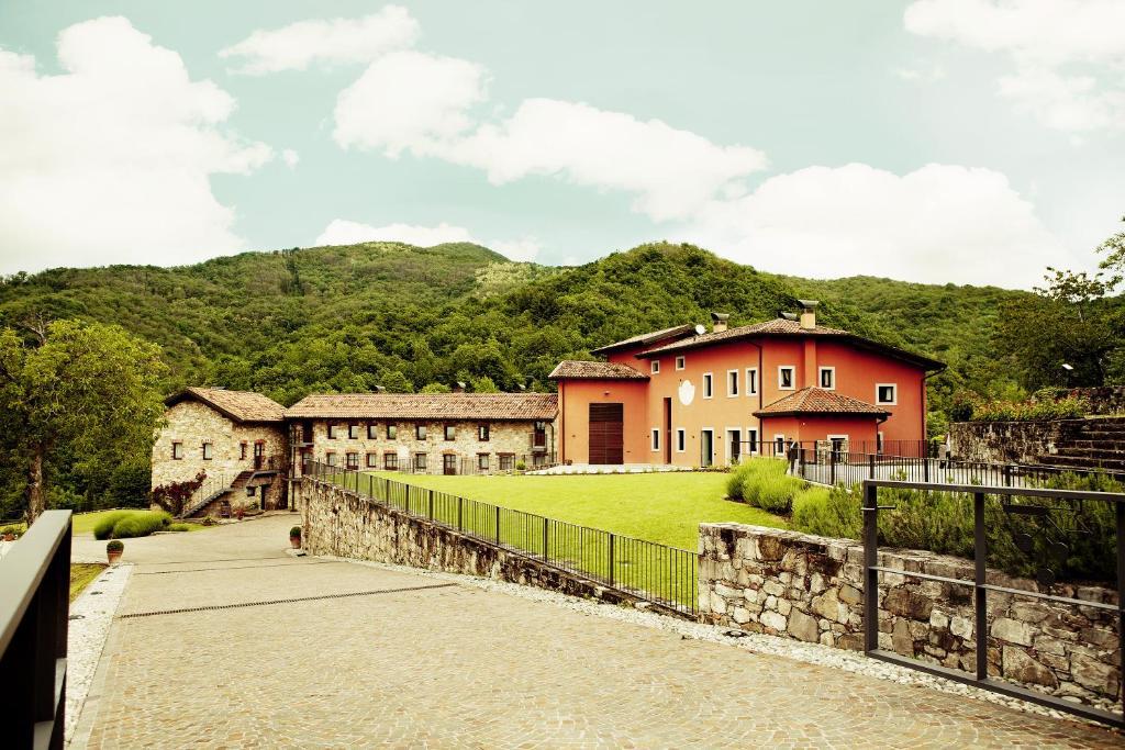 Agriturismo L'Uva E Le Stelle Faedis ภายนอก รูปภาพ